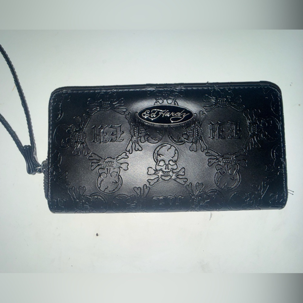 Ed Hardy Black Embossed Skull Zip Wallet w/ wrist strap